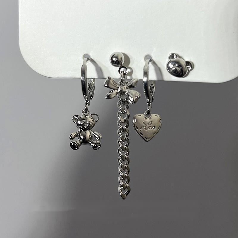 Bông Tai Hình Gấu Phối Dây Xích Phong Cách Harajuku Cá Tính