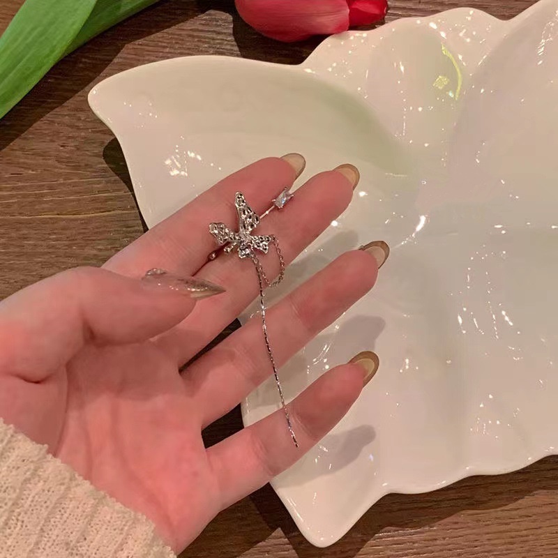 Bông Tai Dạng Kẹp Hình Cánh Bướm Bằng Kim Loại Phong Cách Hàn Quốc Thời Trang