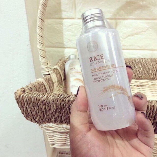 Nước Cân Bằng Làm Sáng da Rice & Ceramide Moisturizing Toner 150ml The Face Shop