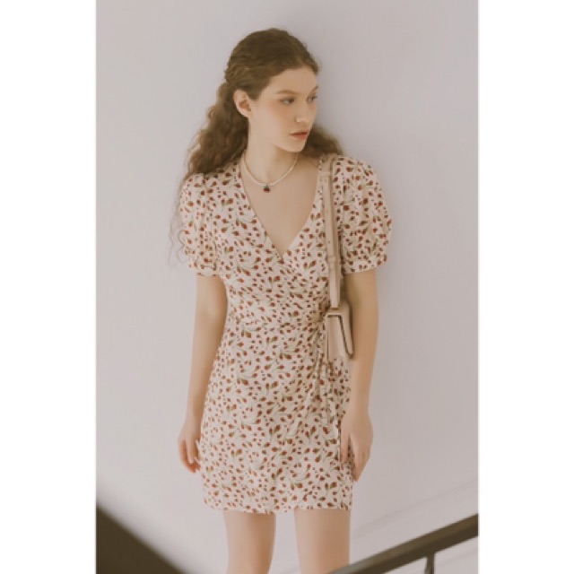 Zara Morocco full tag - Đầm Zara vạt chéo hoa nụ đỏ xinh DH3VCG52N9