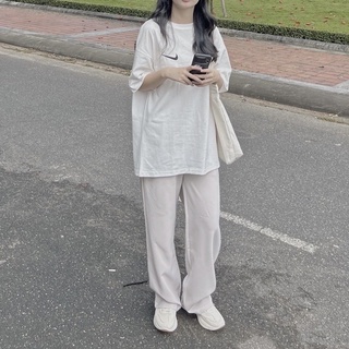 Áo thun unisex nam nữ họa tiết thêu nk , chất cotton 100%, form oversize
