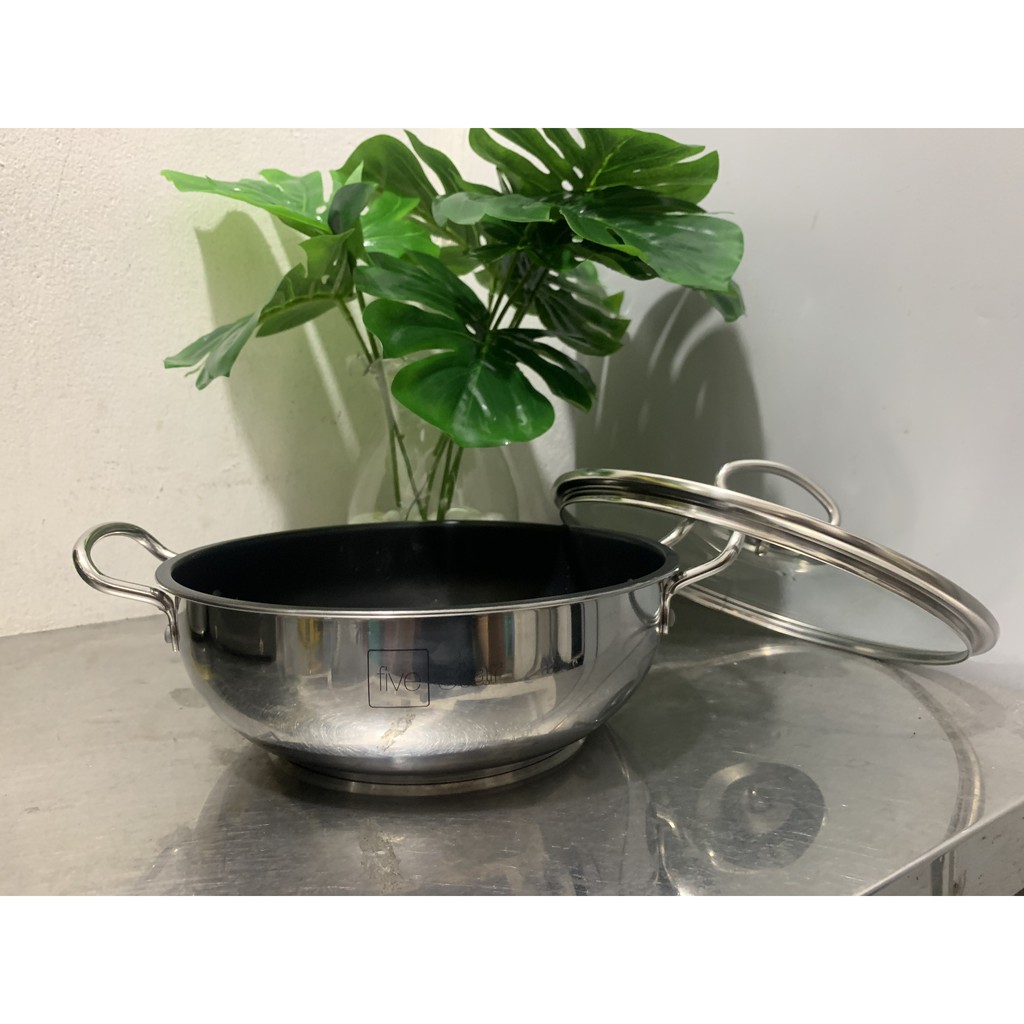Nồi kho cá Inox 3 đáy chống dính nắp kính Fivestar FSN22IN001 - 22cm