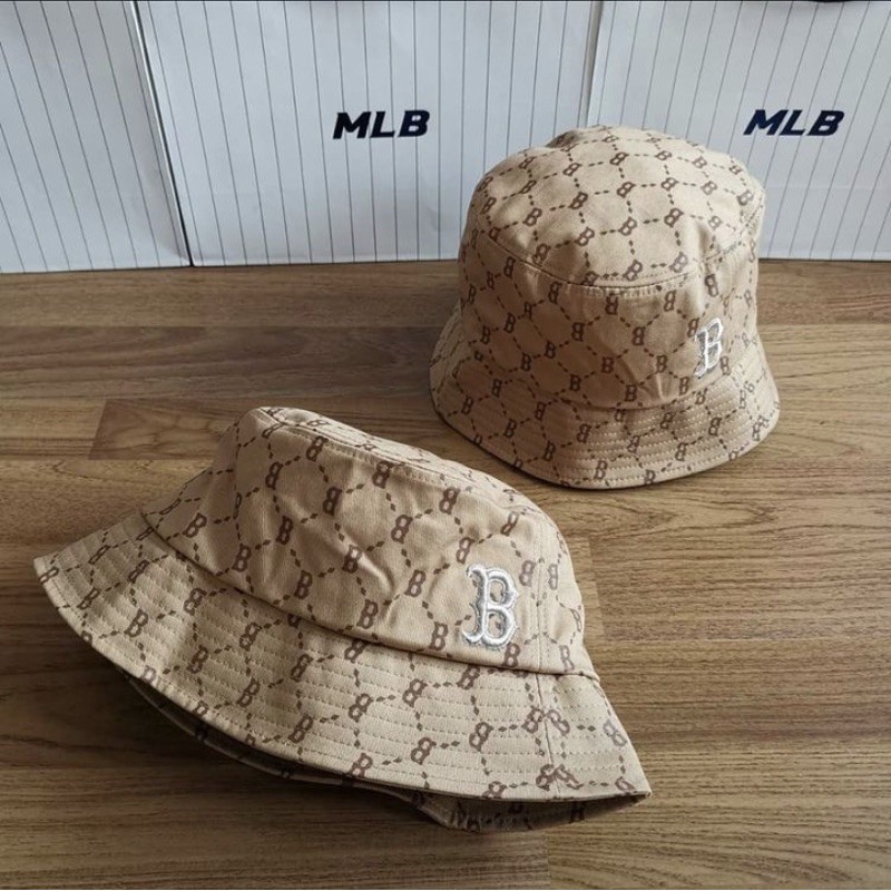 Mũ bucket nâu chữ B