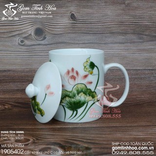 Cốc sứ có nắp vẽ hoa sen màu gốm sứ Bát Tràng