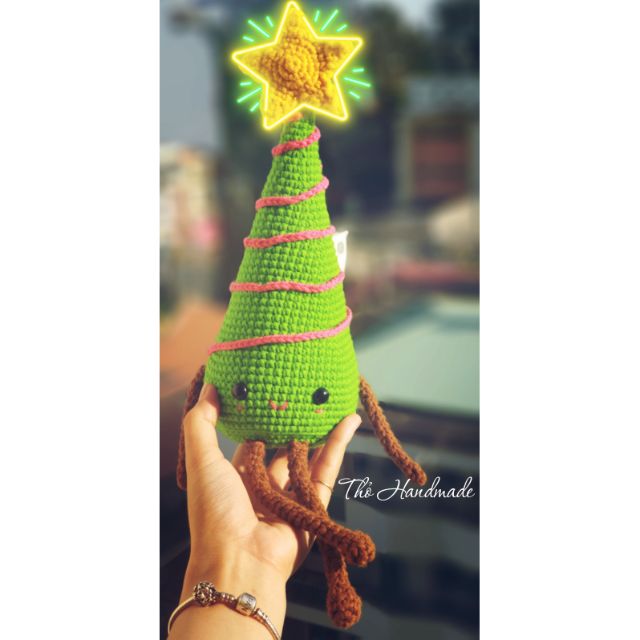 Cây thông trang trí noel