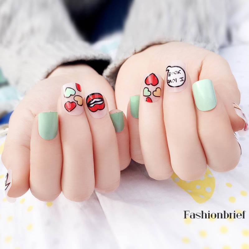 [Hàng mới về] Set 24 đầu móng giả ngắn vuông màu trắng xanh phối trái tim đôi môi đỏ đáng yêu