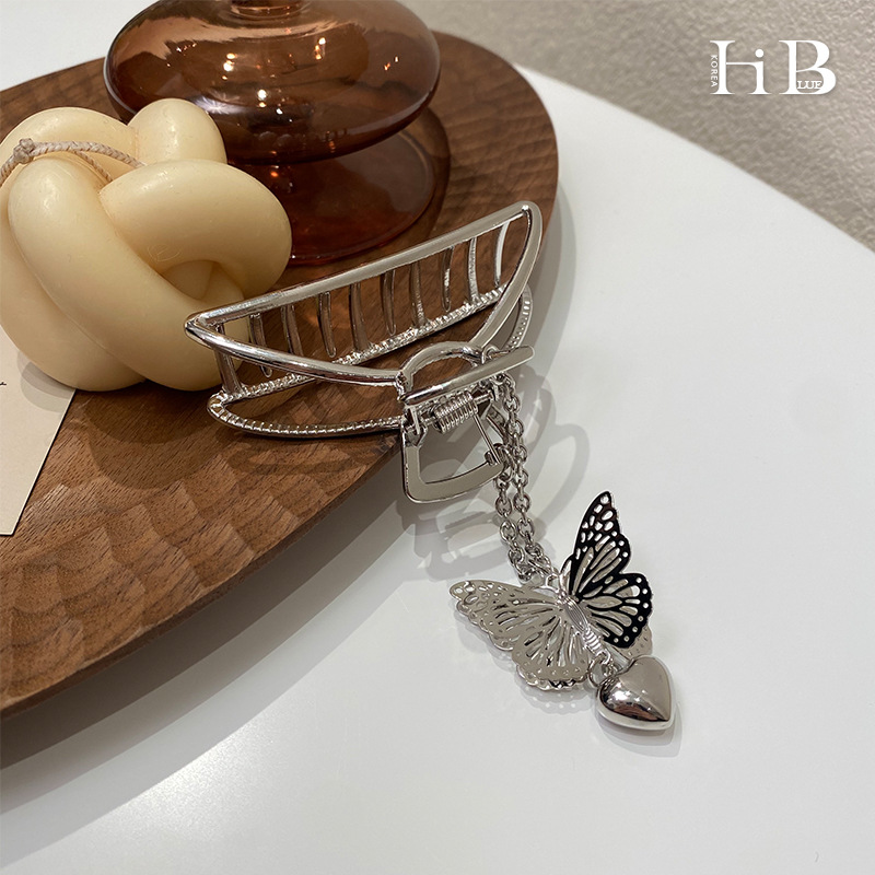 Beautiful Metallic Butterfly Hair Clips For Women