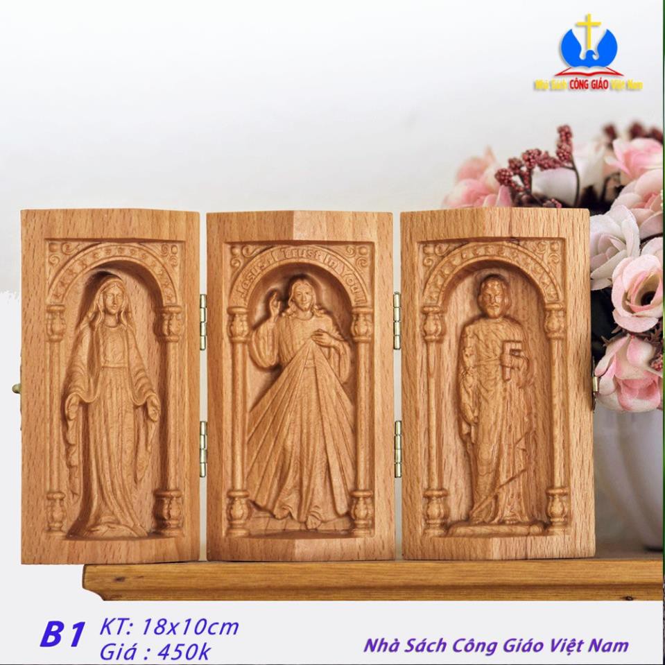 Bàn thờ Công Giáo mini gỗ Beech nhập khẩu - Mẫu Lòng Thương Xót Chúa - Quà tặng Công Giáo ý nghĩa