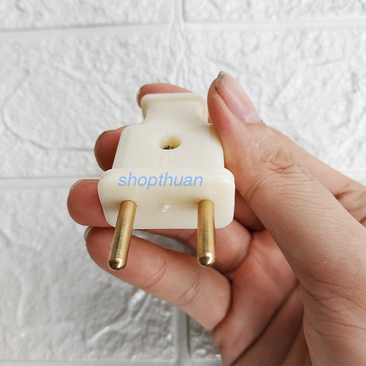 Phích cắm điện 10A-220V, phích cắm chân tròn