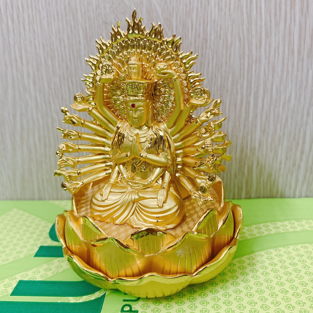 Tượng phật quan âm nghìn tay trang trí ô tô