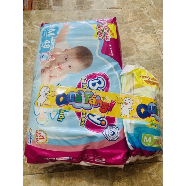 Tã Dán Bobby size M48 + 6 miếng Tã Quần