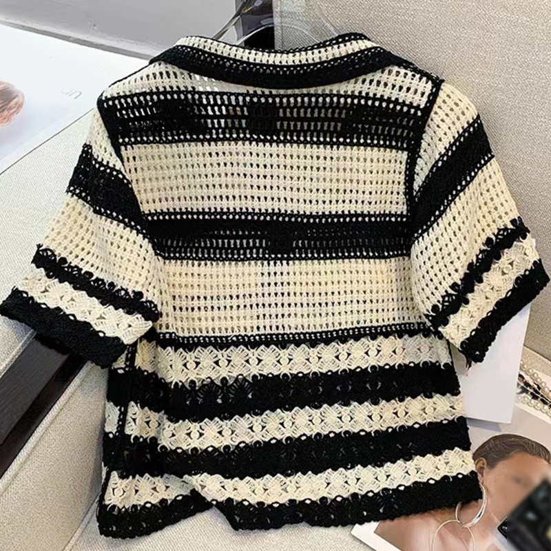 Brroa Áo Croptop Dệt Kim Ngắn Tay Họa Tiết Kẻ Sọc Phối Nút Thời Trang Cho Nữ