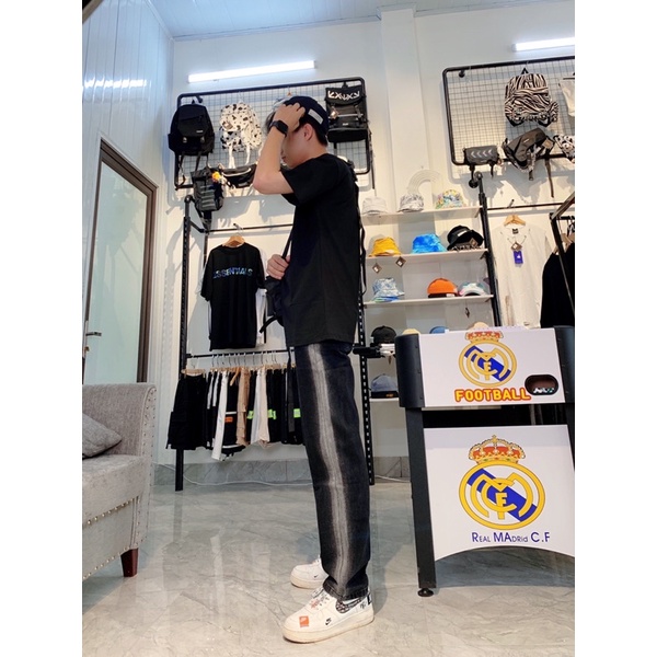 Quần jeans, quần bò Nam màu đen sọc trắng ống xuông streetwear