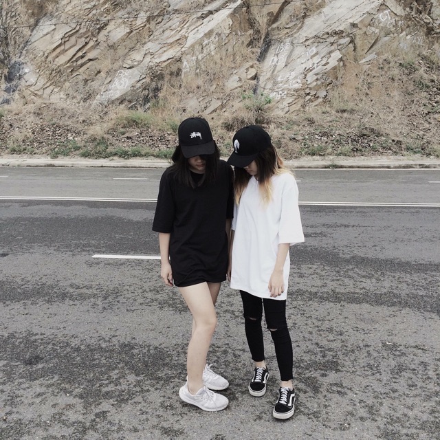 ÁO TEE OVERSIZED BASIC TRẮNG ĐEN UNISEX | BigBuy360 - bigbuy360.vn