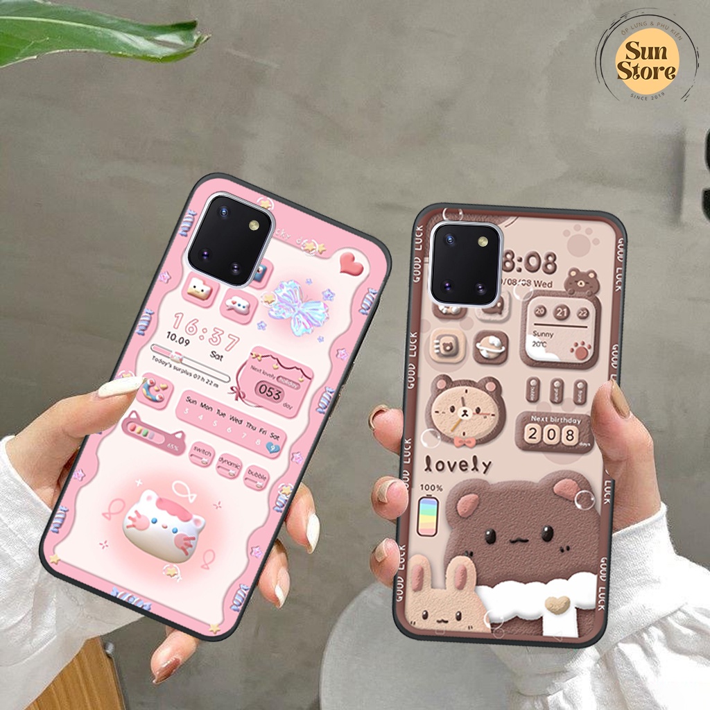 Ốp lưng Samsung Note 10 Lite hoạ tiết 3D nền kẻ caro, gấu đáng yêu viền dẻo