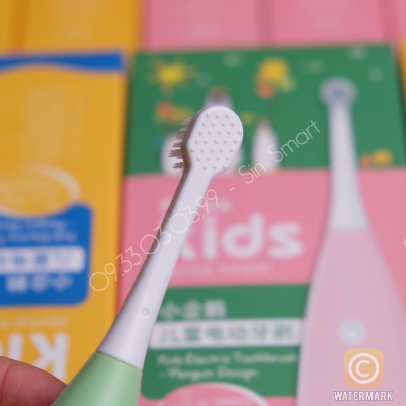 Bàn Chải Điện Cho Bé Focus Kids Sạch Răng Tiện Lợi Chống Nước IPX5 Máy Đánh Răng Tự Động Cho Bé