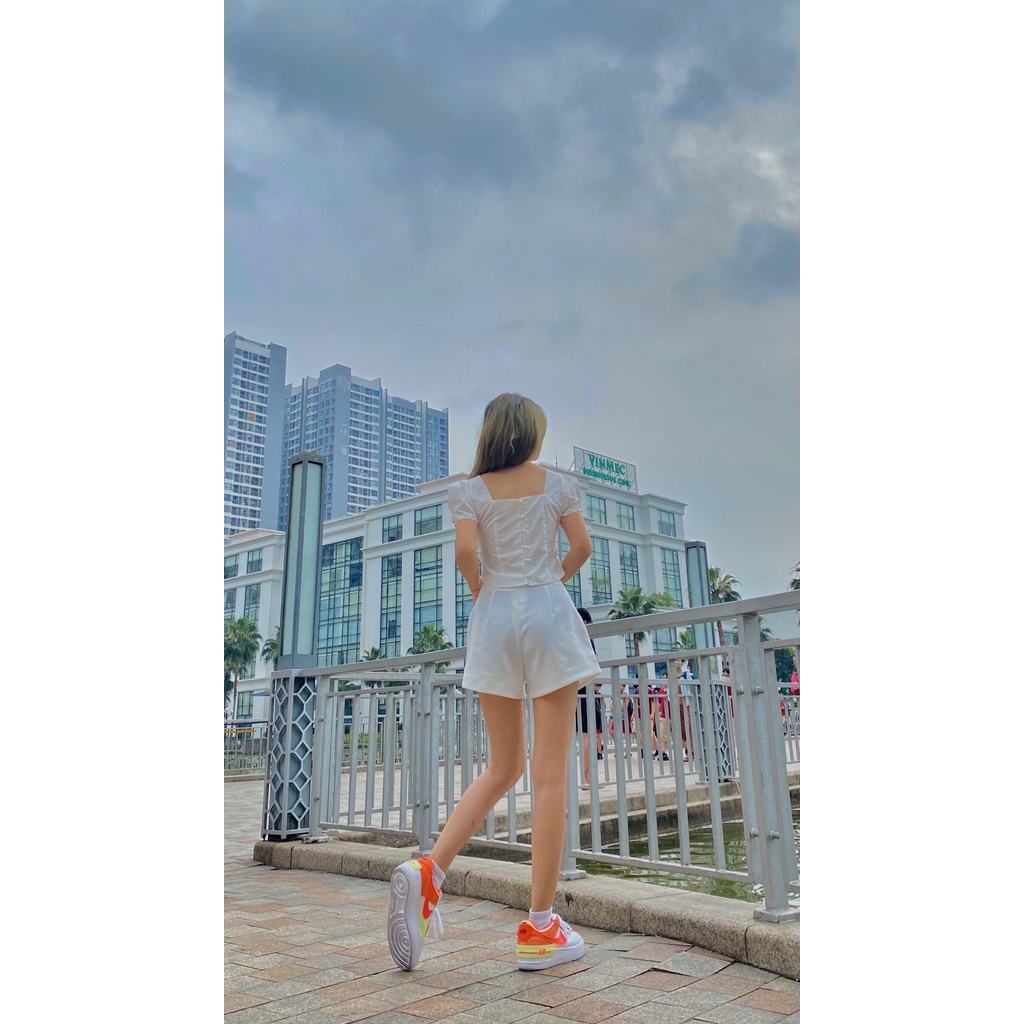 Set croptop + quần nữ màu trắng có lót ngực