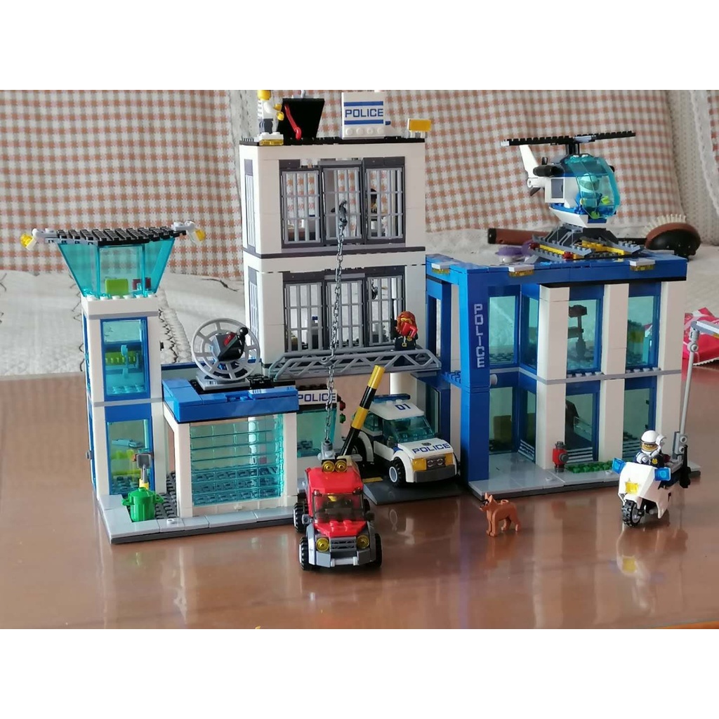 [Mã LIFE0503TOYS1 giảm 10% đơn 150k] Mẫu Lắp ghép Mô hình City Police Station Bela Urban Police 10424 Đồn Cảnh Sát