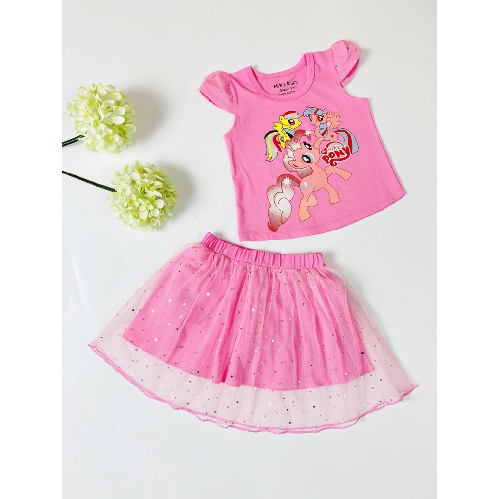 Bộ áo thun váy thun phối ren lưới in ngựa pony bé gái