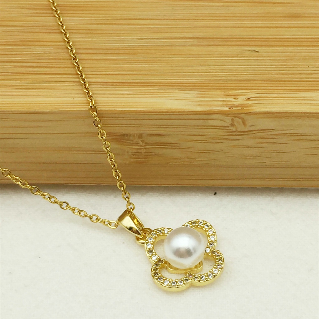 [Không đen gỉ] Dây chuyền thép titan mạ vàng mặt hoa gắn ngọc TB549