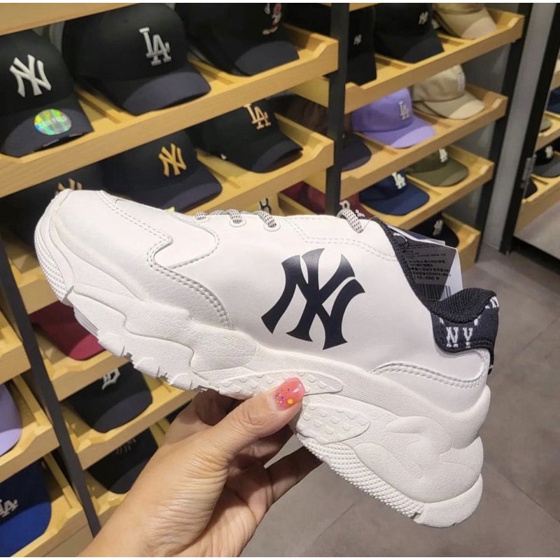 Giày chunky mono heel MLB ss22