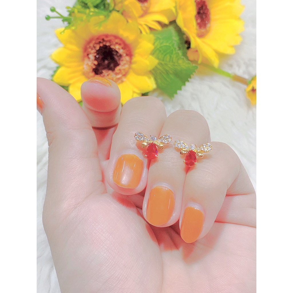 Bông tai nữ UHA mạ vàng 18K , đính kim cương nhân tạo B1254128-60