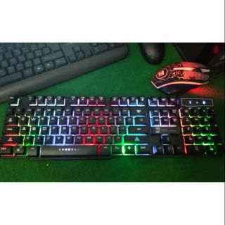 Combo bàn phím và chuột R8 1910 có led đổi màu