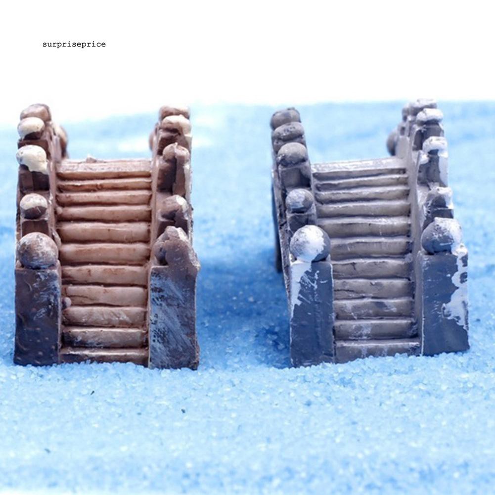 Bộ 2 tượng hình cầu bằng nhựa trang trí hồ cá kiểu cổ điển đầy độc đáo