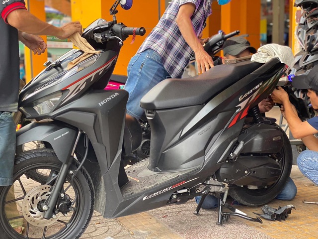 Tem rời Vario Đỏ đen cover 2020 -1