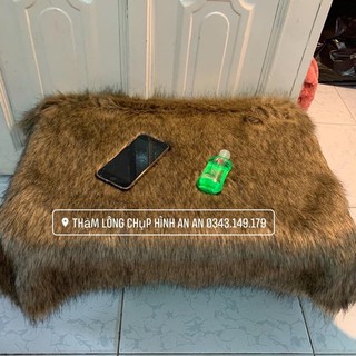 Thảm lông chụp hình quần áo - màu nâu chuột