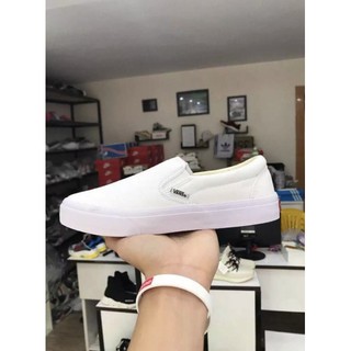 (Full box + Bill ) GIÀY THỂ THAO ĐEN TRẮNG 11