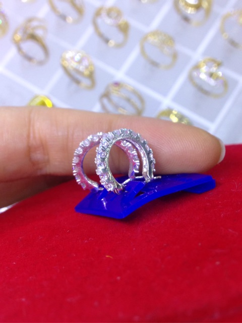 Bông tai tròn full đá sáng bạc ta