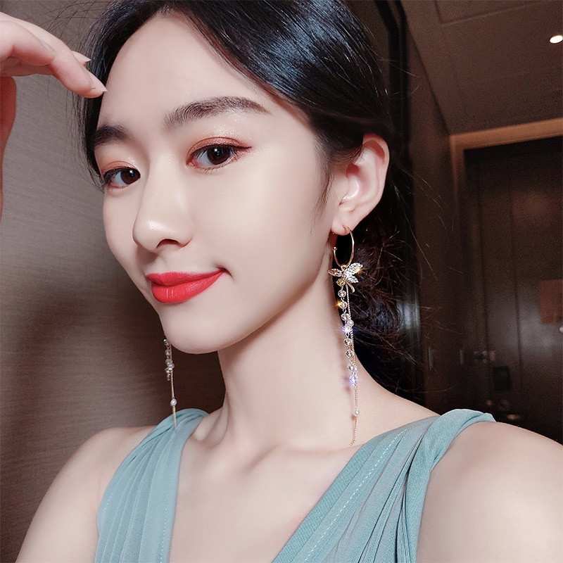 Bông Tai Bạc 925 Dáng Dài Phối Tua Rua Hình Bướm Đính Đá Pha Lê Thời Trang Sang Trọng Cho Nữ