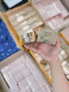 KEM DƯỠNG DA AHC CAPTURE SOLUTION MAX CREAM