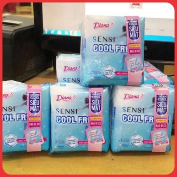 Băng vệ sinh Diana Sensi Cool Fresh siêu 8m/ 1 gói ( có cánh)