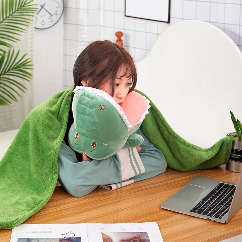 Bộ chăn gối văn phòng hình cá sấu