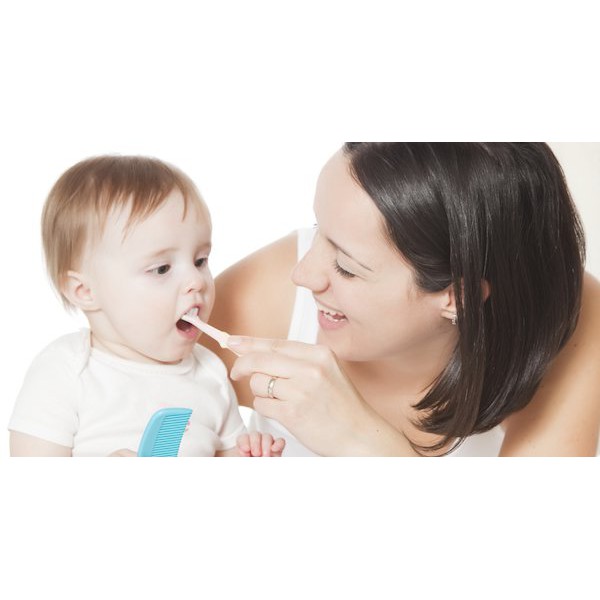 Bàn chải đánh răng triệu sợi mini soft chất lượng cao cho bé từ 6m+