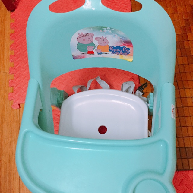 Ghế ăn dặm cho bé