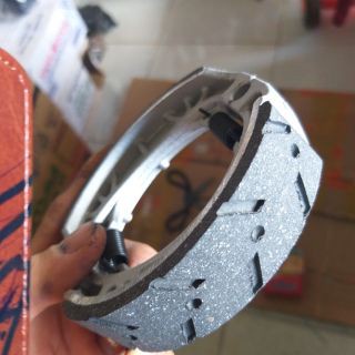 Má phanh thắng DaiThai lắp cho các dòng xe honda dream wave - má thắng hàng chuẩn zin 100% - không bị bó , kêu rít