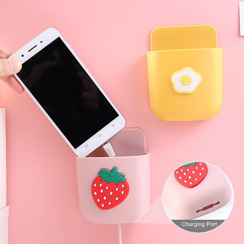 Ống để remote có lỗ sạc điện thoại dán tường độc đáo