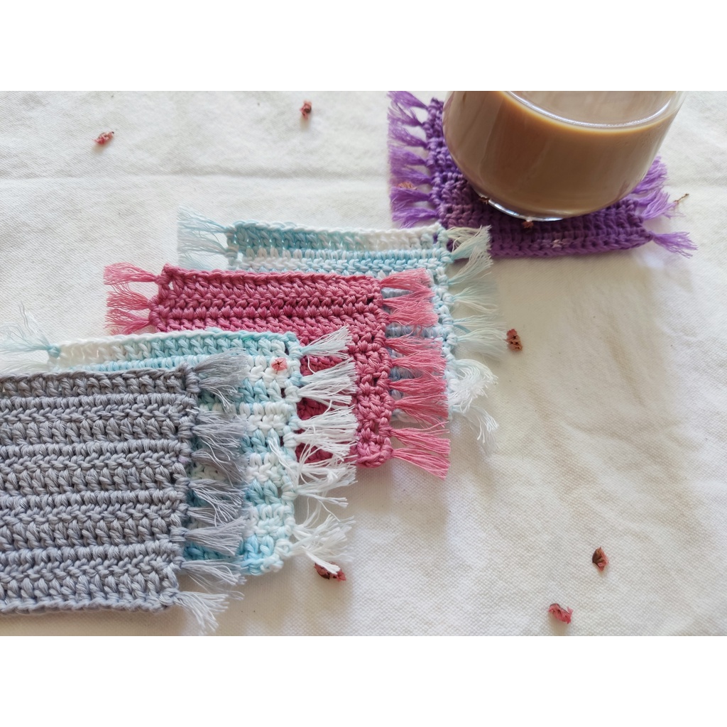 Đế lót cốc, miếng lót ly thấm nước hình vuông phong cách cổ điển vintage handmade từ len