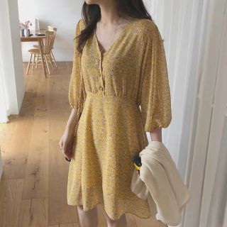 Váy voan hoa nhí dịu dàng