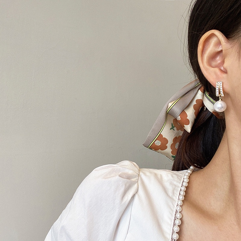 Khuyên Tai Đính Đá Ngọc Trai Phong Cách Hàn Quốc Dành Cho Nữ