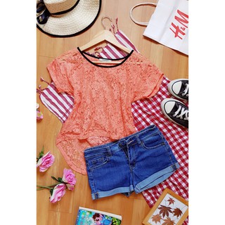 [Thanh lý] - Áo ren croptop Blue Exchange chính hãng size M - Quần short jeans đơn giản size 27