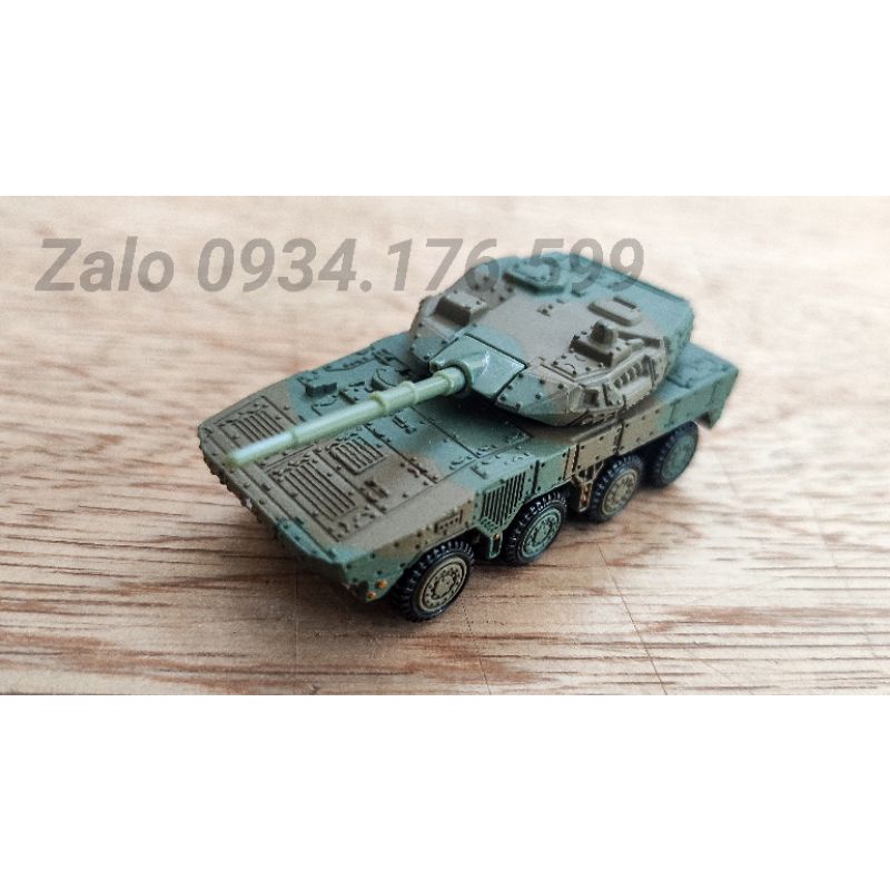 Mẫu xe Tank bản Premium của Tomica, 140k