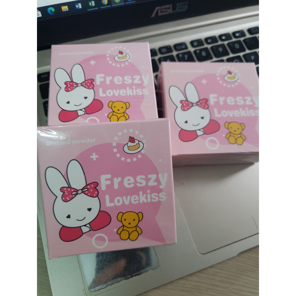 Phấn phủ kiềm dầu Freszy Lovekiss Hàn Quốc