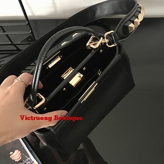 Túi xách đinh tán mới