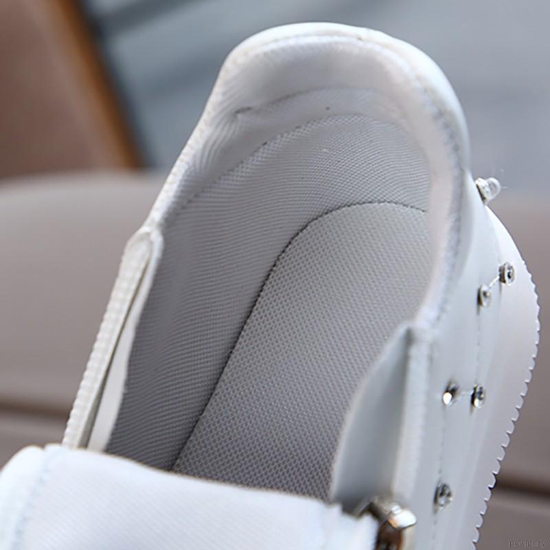 Giày thể thao tập đi có đèn LED cho bé gái