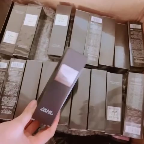 Xịt Khoáng Ngọc Trai Khóa Lớp Makeup Trang Điểm Giữ Ẩm Lớp Nền Giúp Da Căng Bóng Chính Hãng | BigBuy360 - bigbuy360.vn