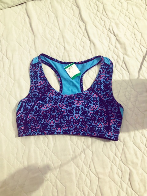 Thanh lý tủ đồ : áo tập gym / áo bơi size M new tag